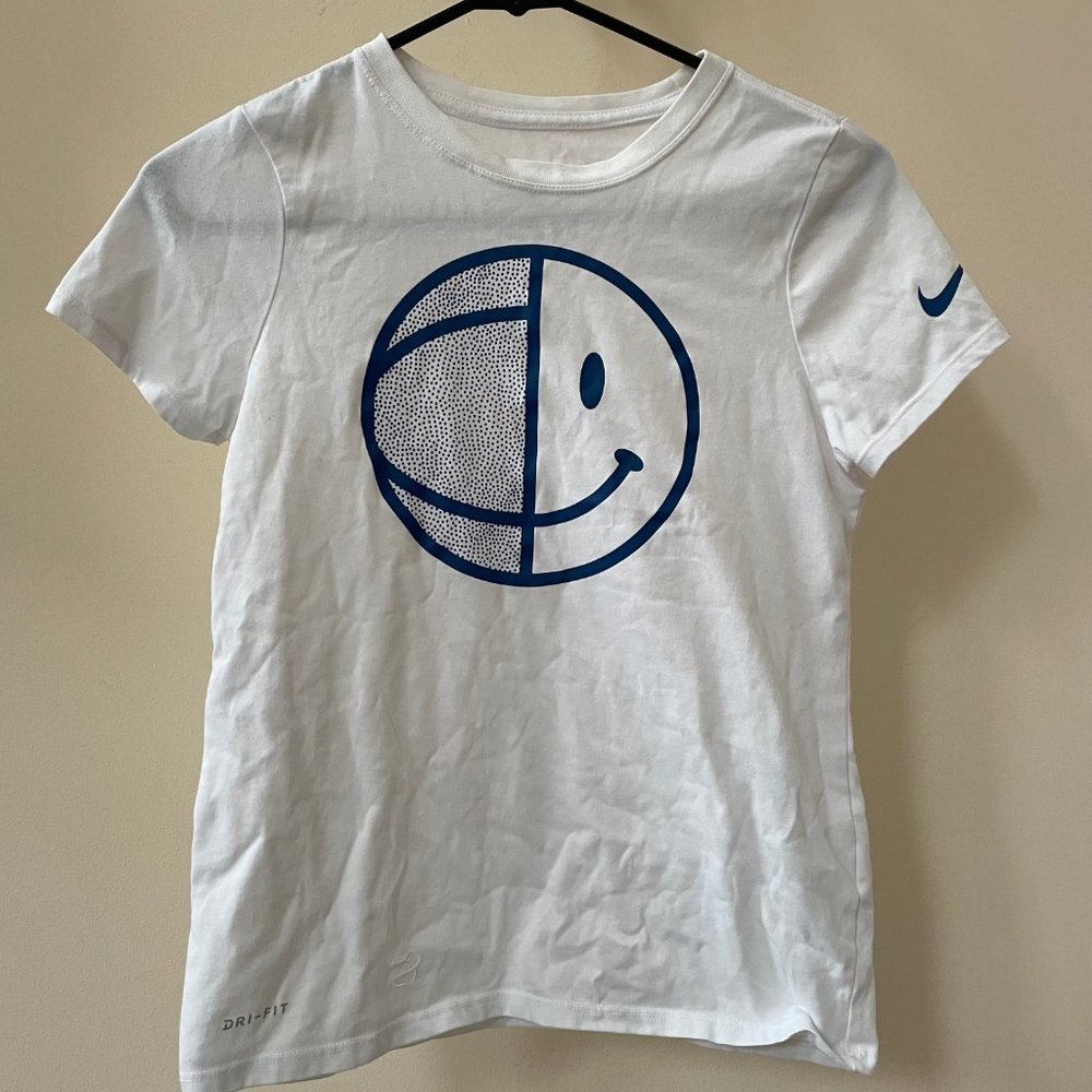 NWOT Nike Basketball T-Shirt- White/Navy